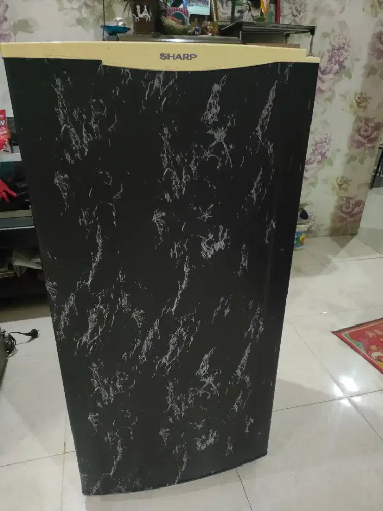 Kulkas 1 pintu sharp siap pakai