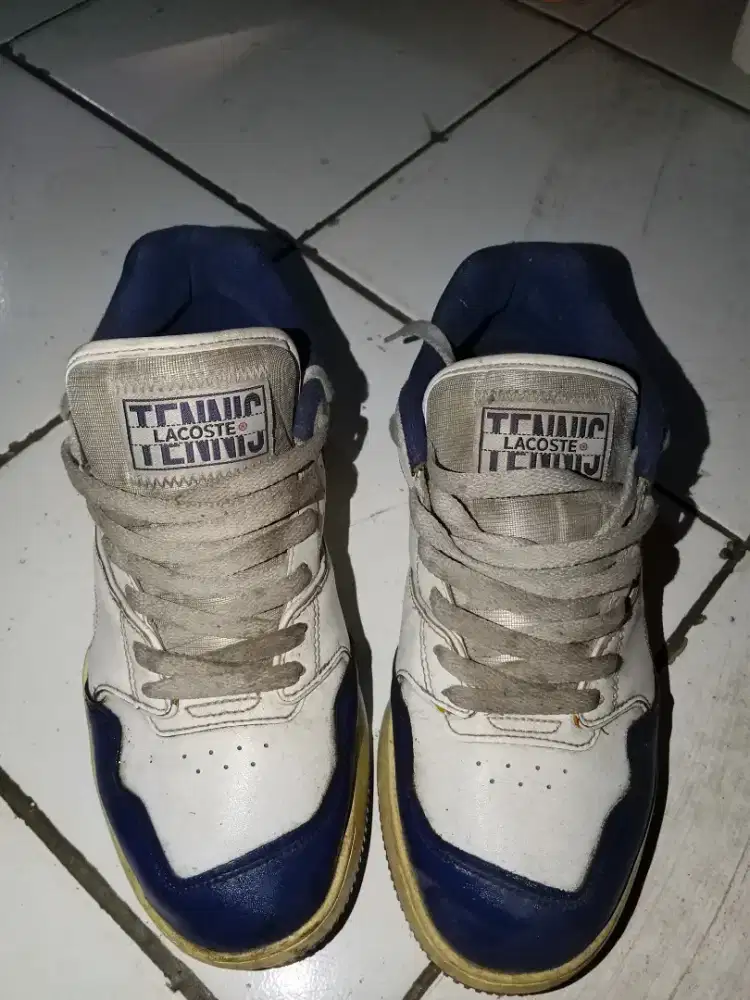 SALE SEPATU LACOSTE