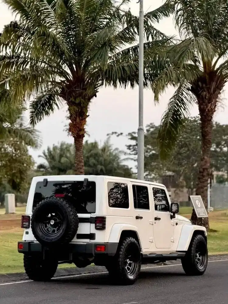 jeep sahara 2012 AT MATIC