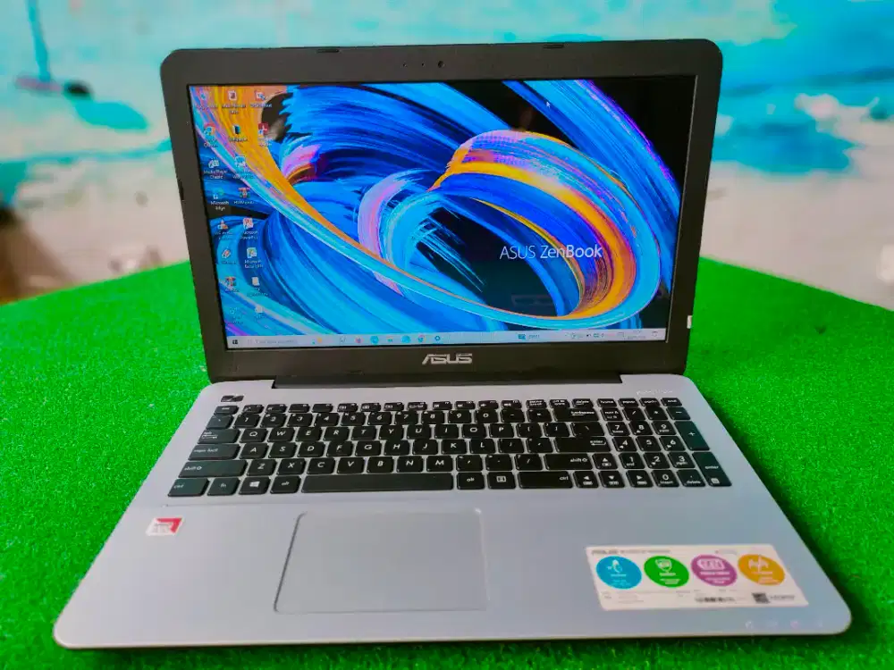 Laptop Desain Asus X555QG AMD A10 8 SSD 256GB Dual VGA R7 M340 Gahar