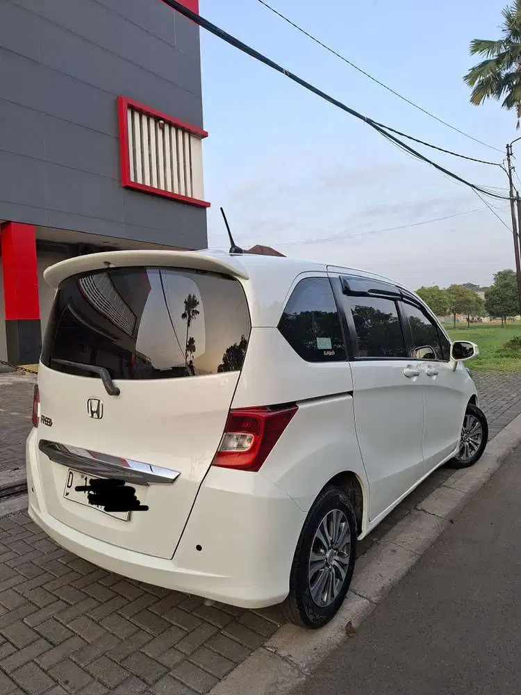Honda Freed 2012 E