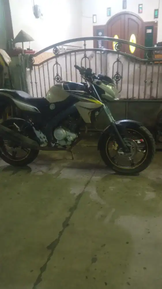 Jual motor vixion 2013
