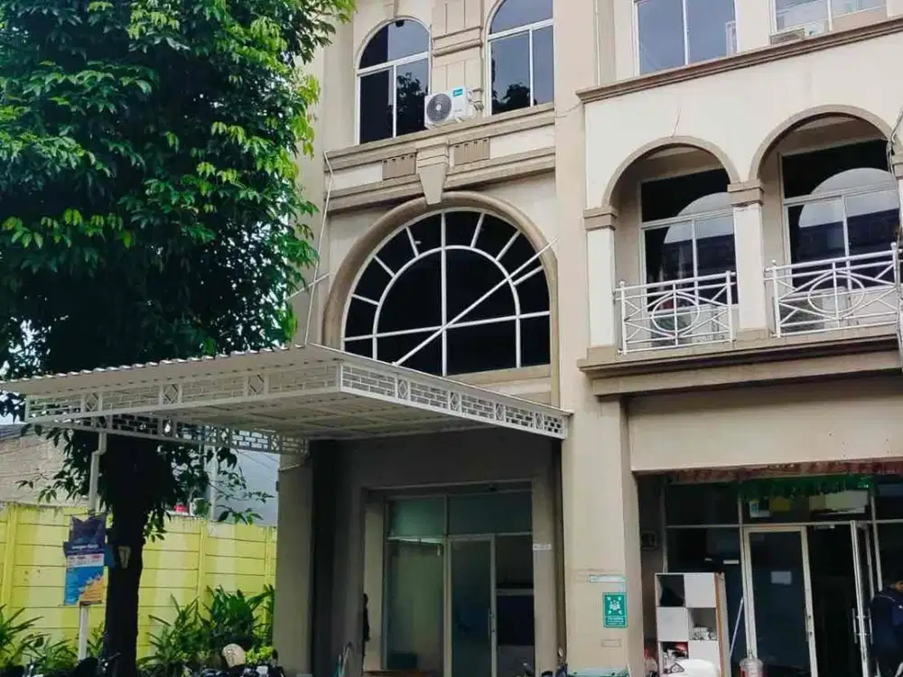 Dijual ruko Hoek rapih bersih, siap pakai di Grand Galaxy, bekasi