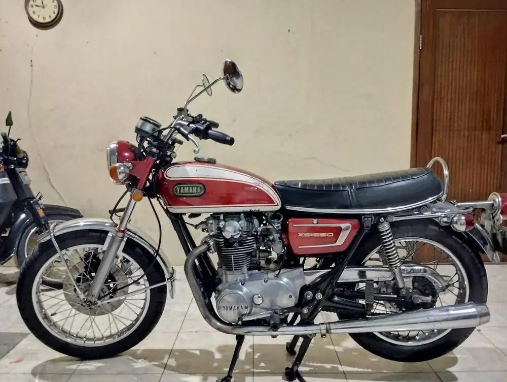 Yamaha XS 650 tahun 1972