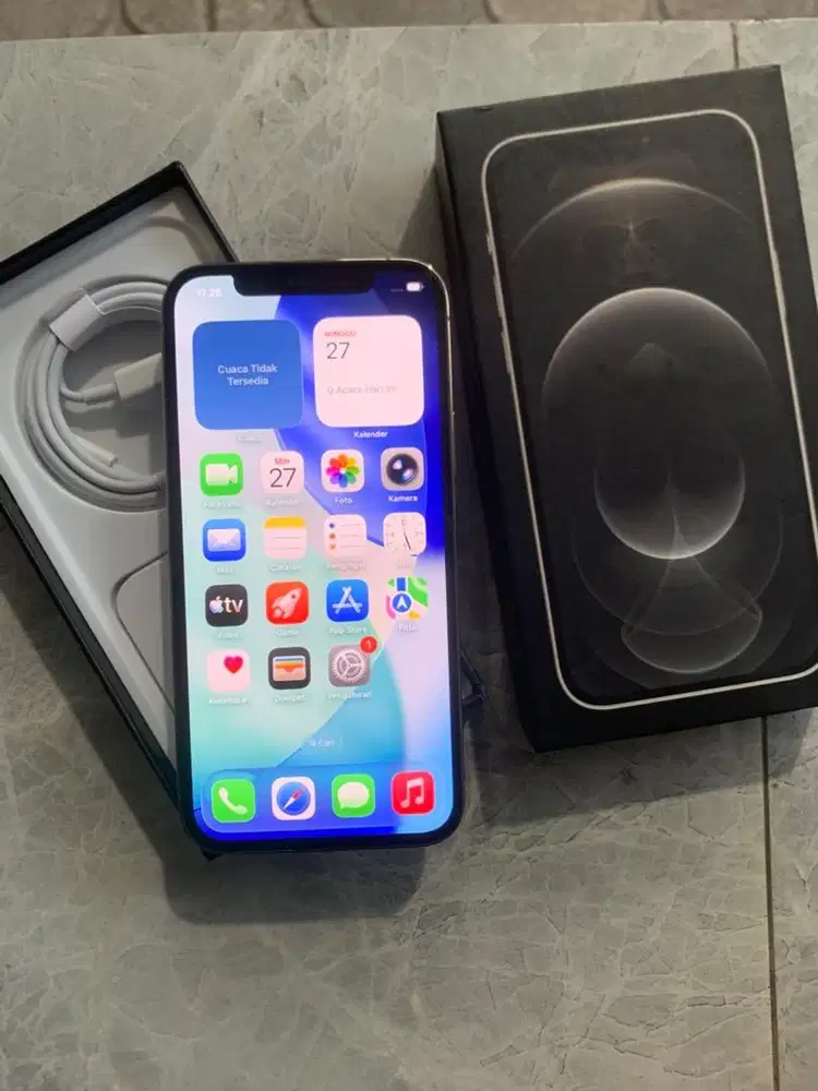 Iphone 12 Pro 128gb Gold istimewa orian gak ada minus