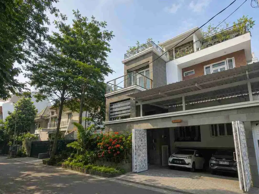 Rumas secondary kebayoran baru