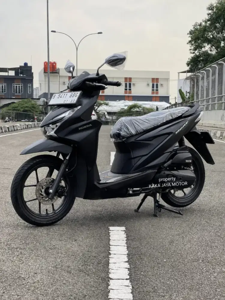 [DP 500] BEAT DELUXE SMARTKEY 2025 NIK 2024