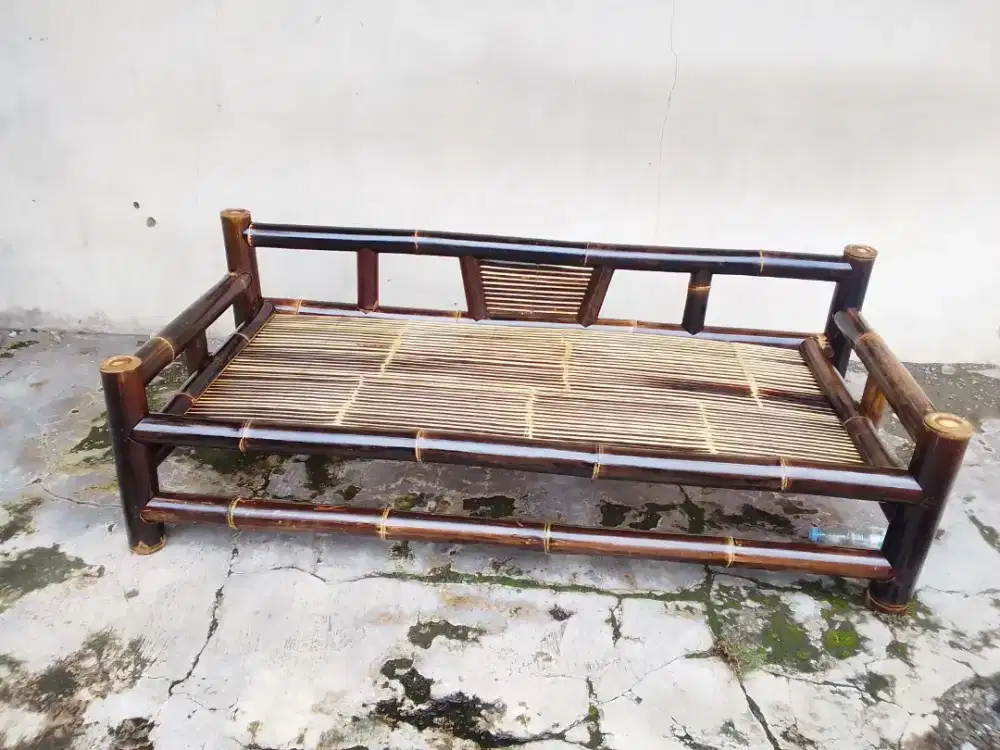 Seni bambu furniture taman bambu