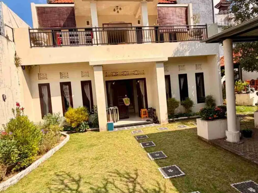 villa lantai 2 pengiyasan sanur