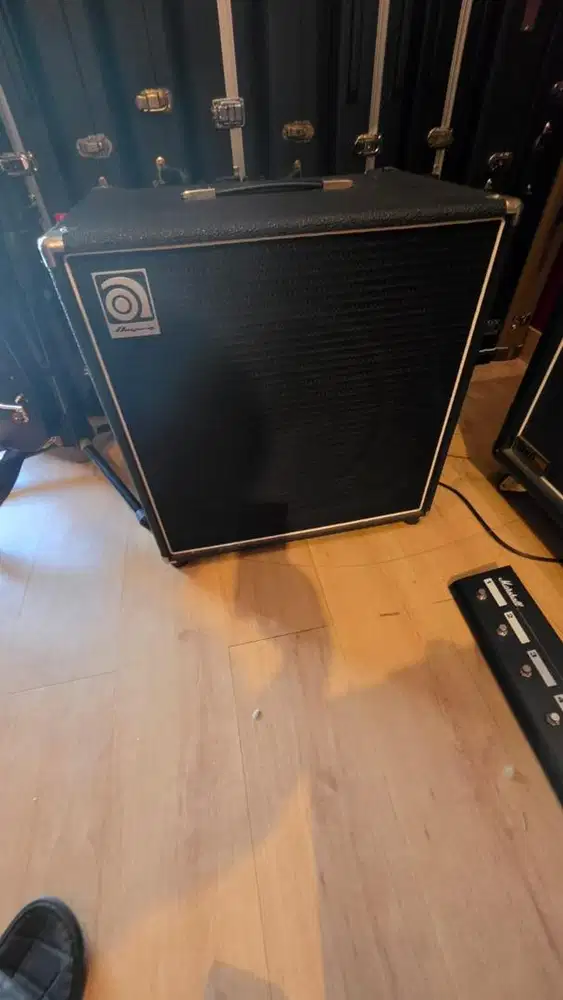 AMPEG BA115U Bass Combo Amplifier 100 watt 1x15-Original