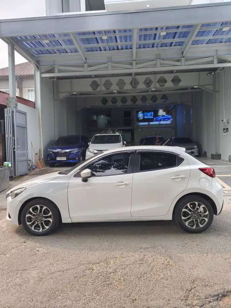 Mazda 2 2016 Bensin