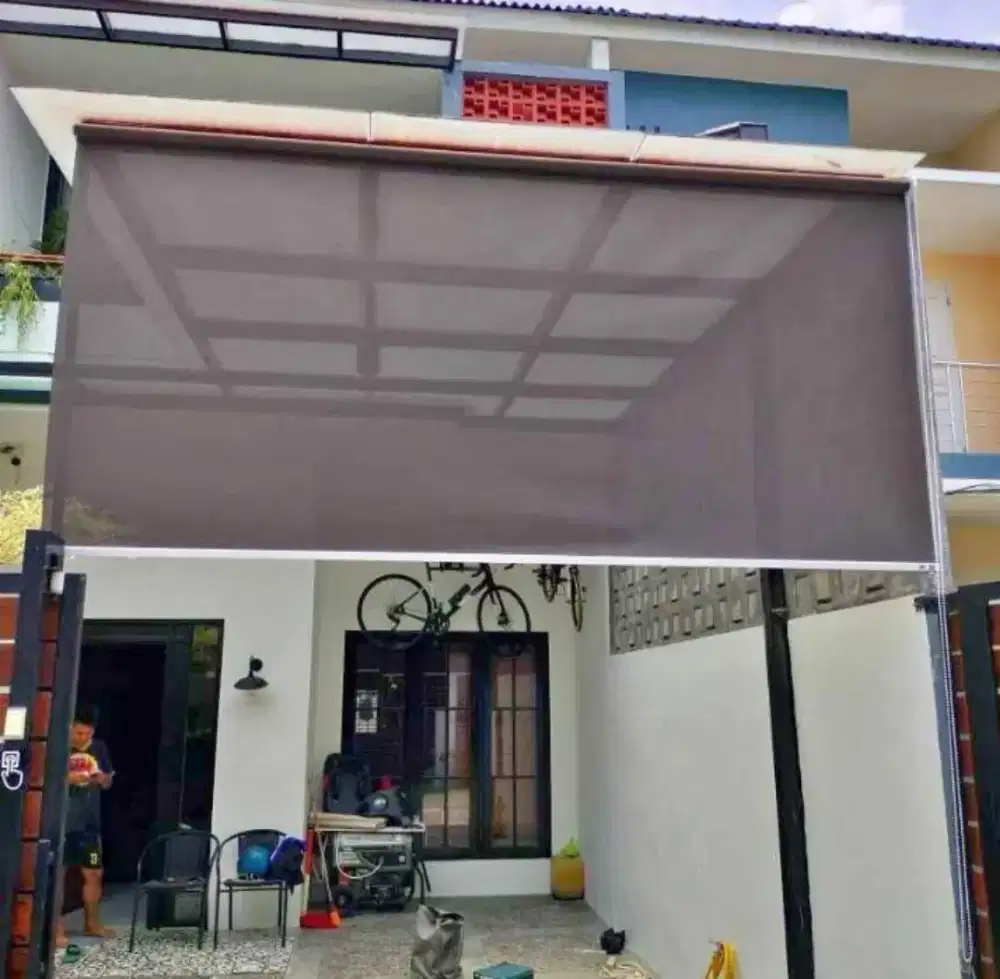 Roller blinds OUTDOOR TAMPIAS DAN PENAHAN PANAS SINAR MATAHARI |