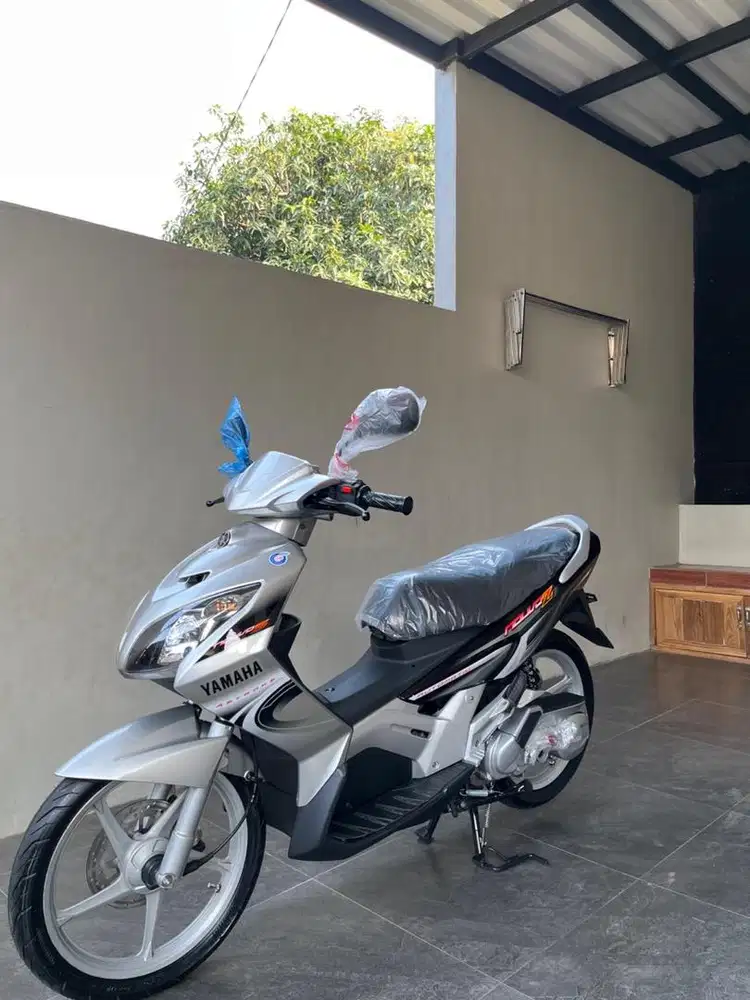 Nouvo z 2006 asli silver