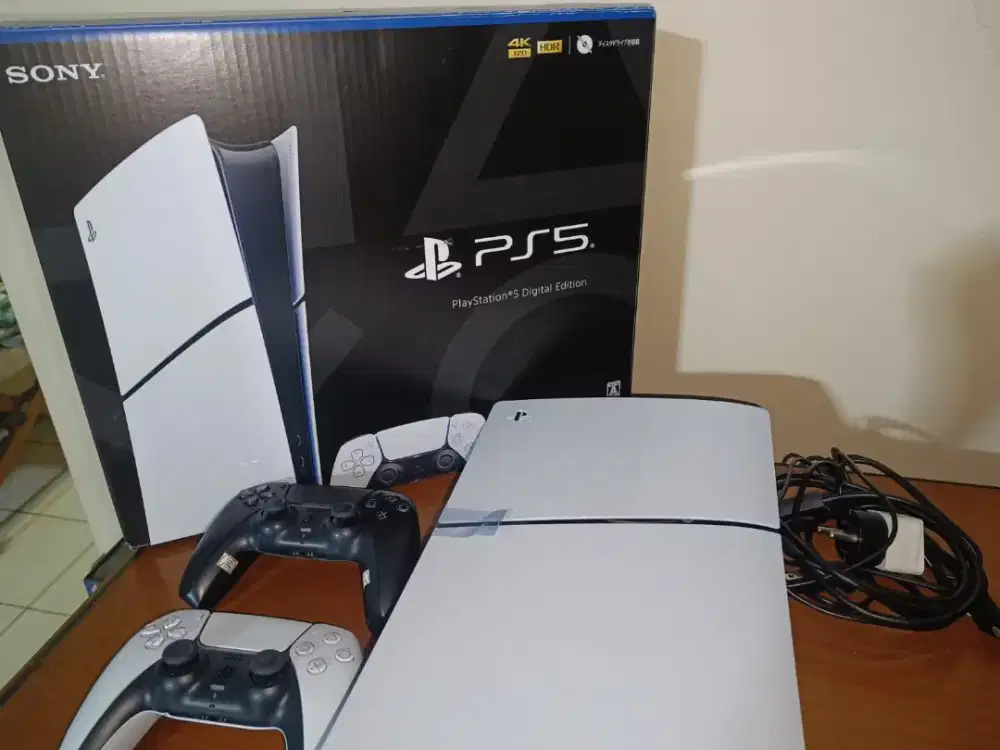 PS5 Slim Digital Edition 1 TB Like New