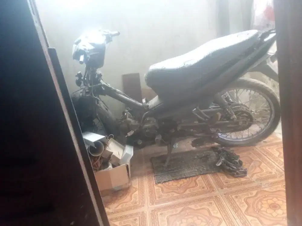 Di jual yamaha vega r 2014
