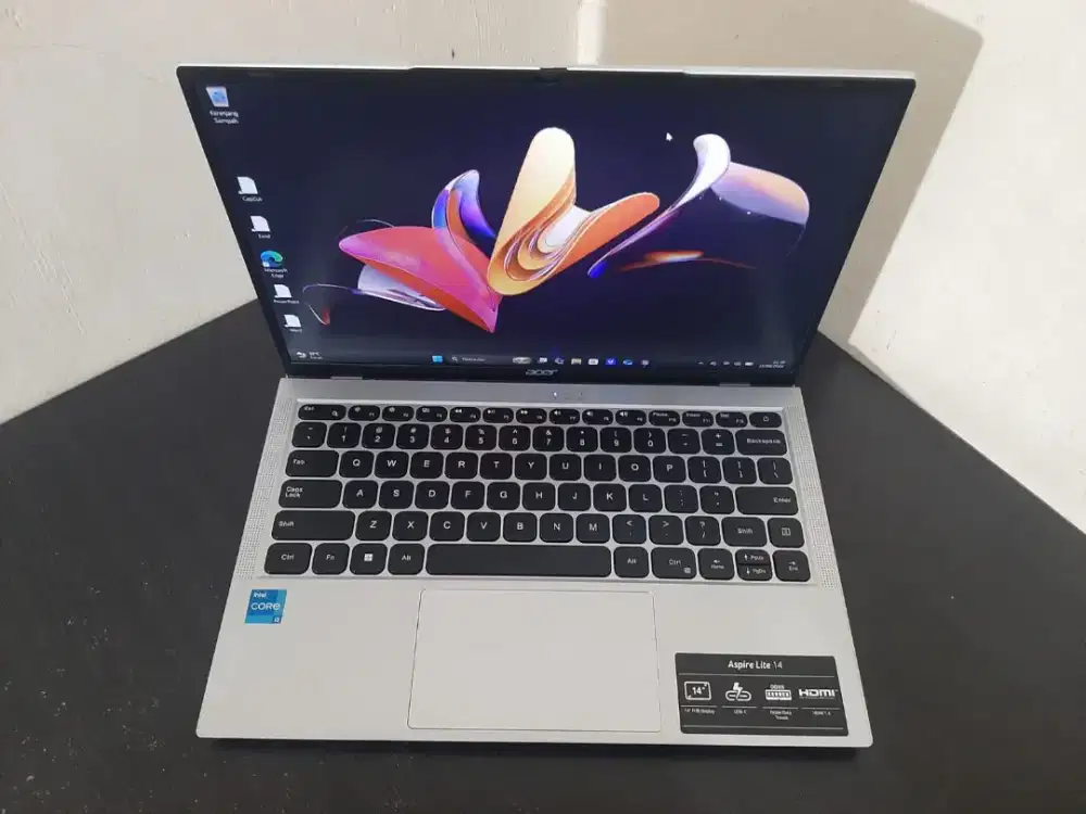Laptop Acer Aspire Lite 14 Core i3 gen 12