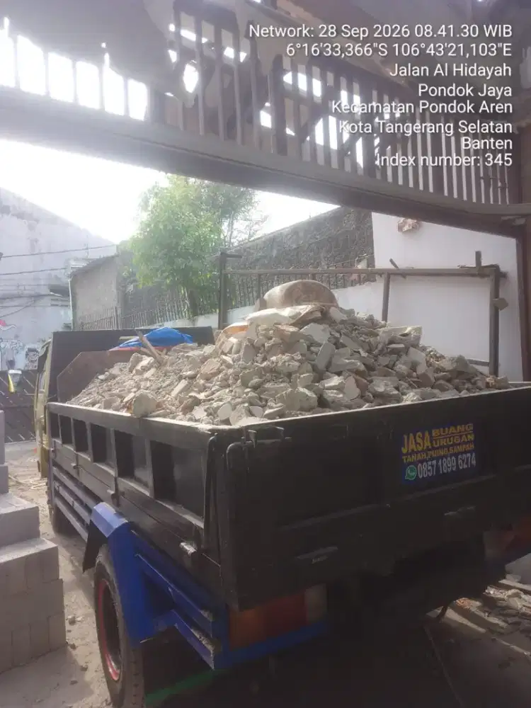 Jasa buang puing dan urugan tanah puing