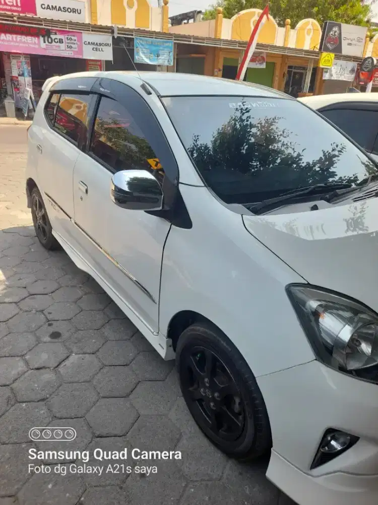 AGYA 1.0 G A/T PUTIH TH. 2016