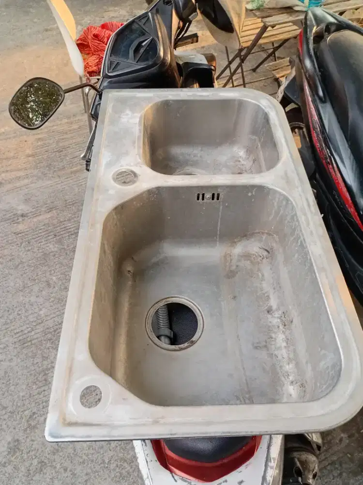 Sink kitchen kohler