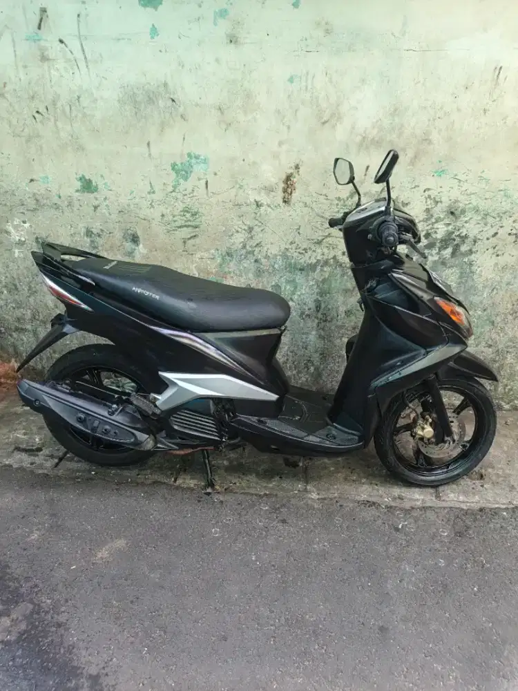 Jual motor matic Xeon tahun 2010 surat2 lngkp, STNK BPKB ada,