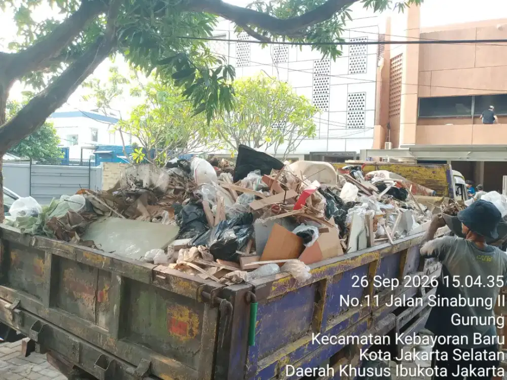 Jasa buang puing dan urugan