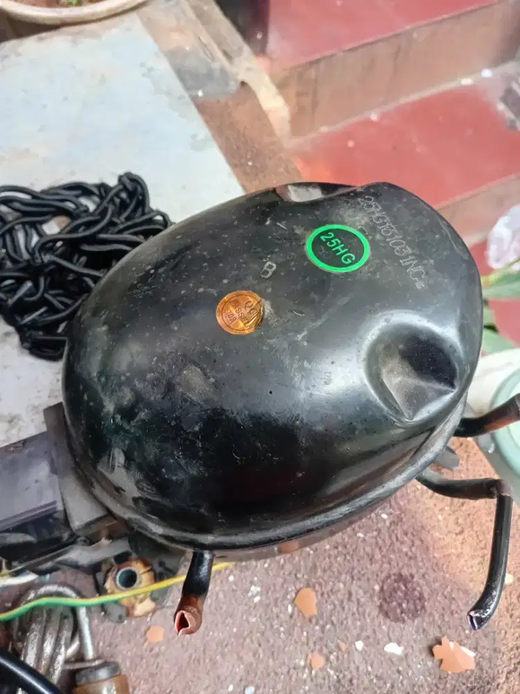Kompresor bekas dispenser