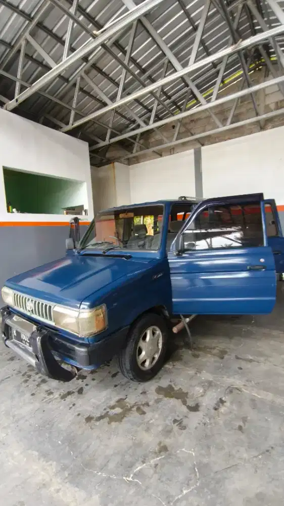 Kijang super1990