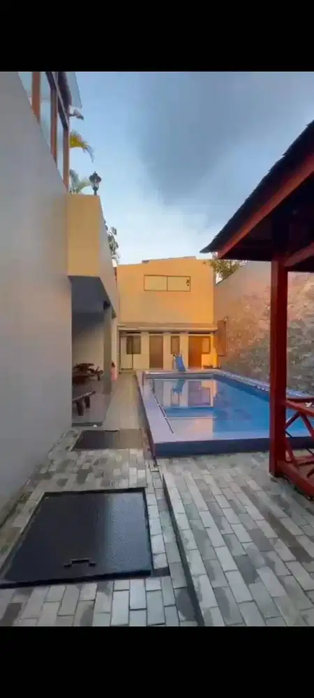 Dijual Cepat Rumah Mewah di Cijawura Buah Batu Bandung