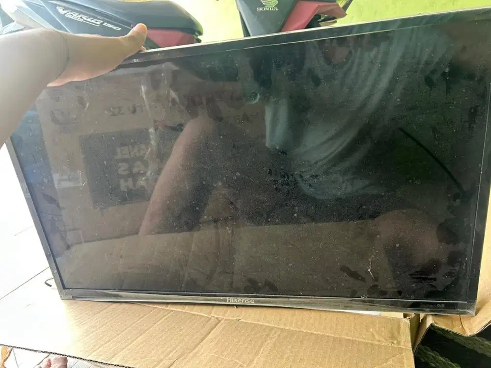 JUAL CEPAT TV HISENSE LED 32inch