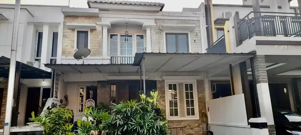 Di jual cepat dan murah rumah 2 lantai di citra gran cibubur