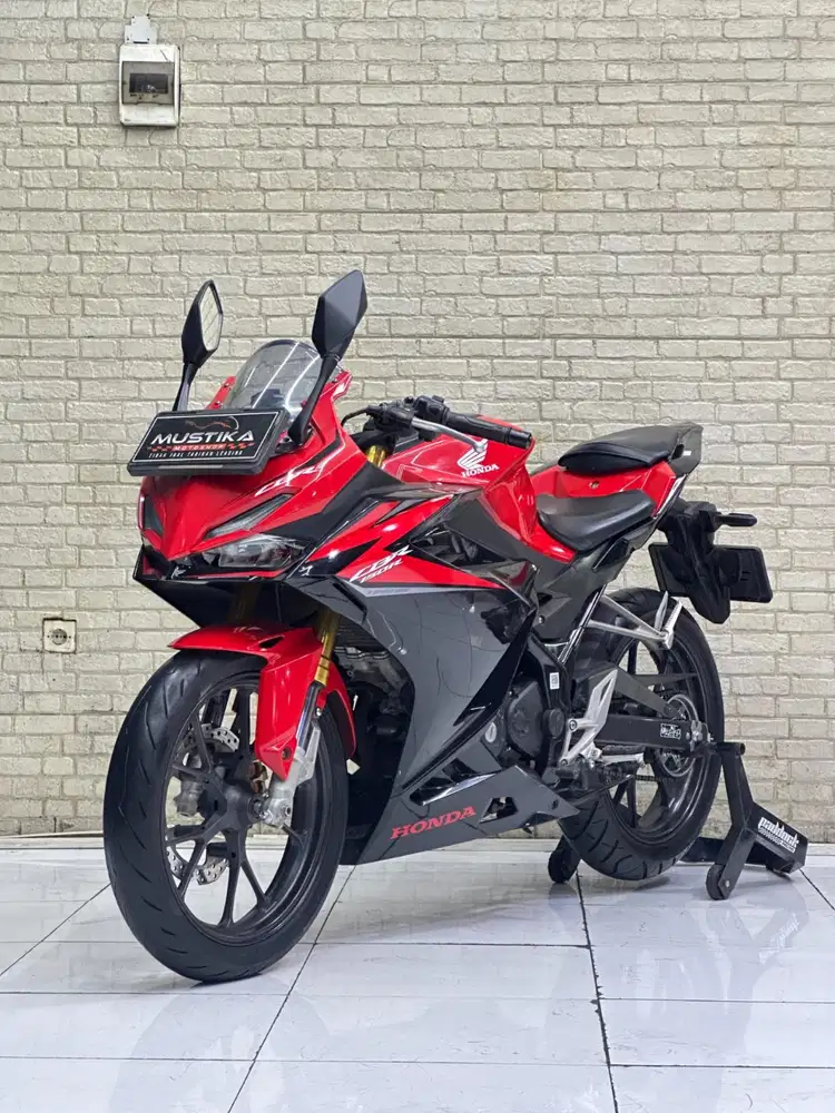 PROMO DP MULAI 600RB‼️ HONDA CBR 150 TH 2023 NOPOL W SDA. RONY MUSTIKA