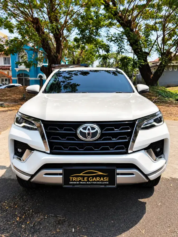 Toyota Fortuner 2.4 Diesel A/T 2021