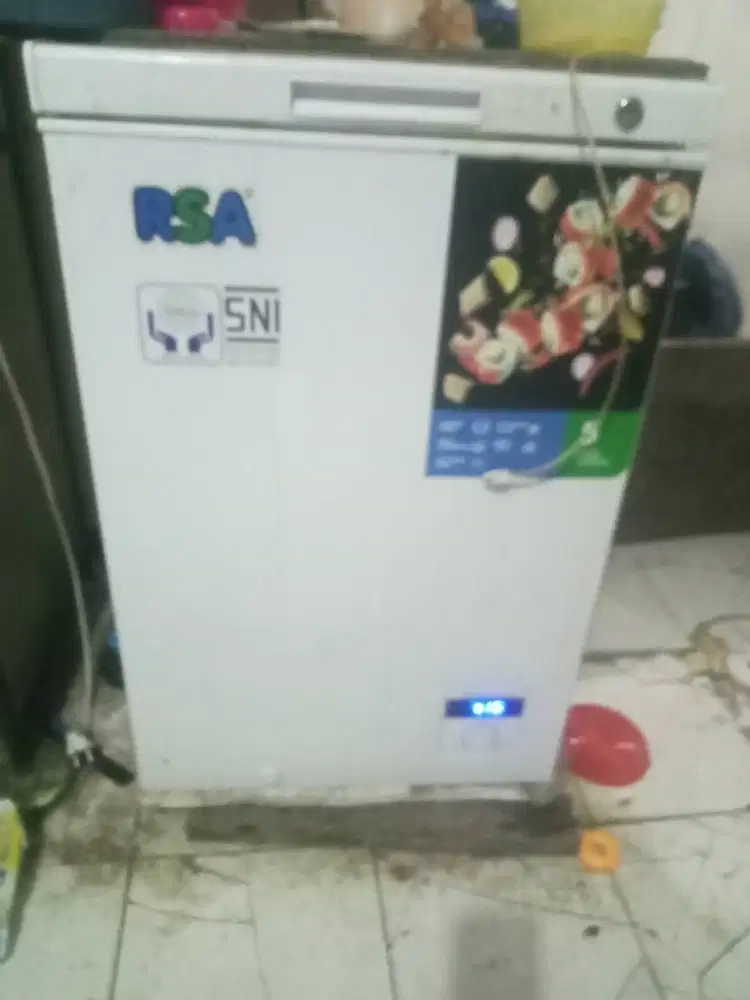 Frizer RSA uk 100lt masih mulus nominus ya... Pemakaian pribadi
