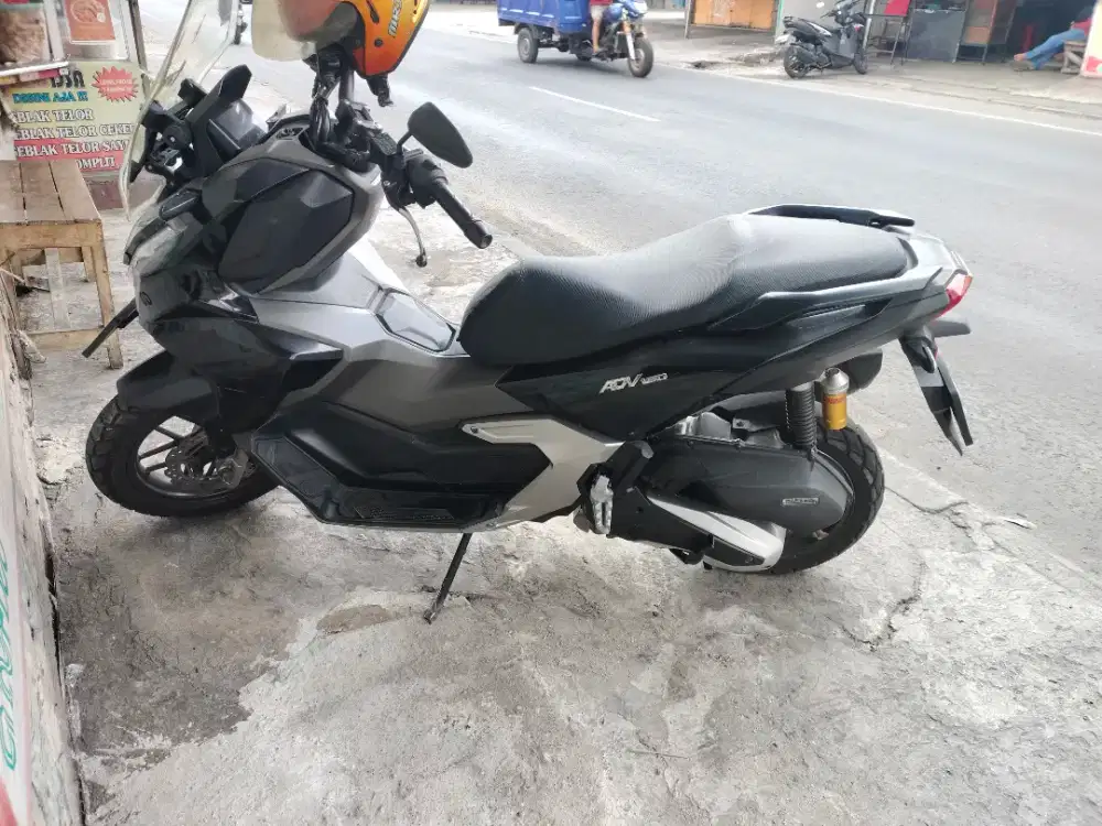 Dijual Honda ADV 160 ABS tahun 2024