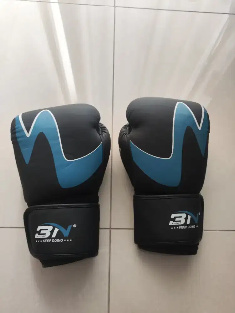 Sarung Tinju BN / Glove Muat Thai BN / Boxing Glove