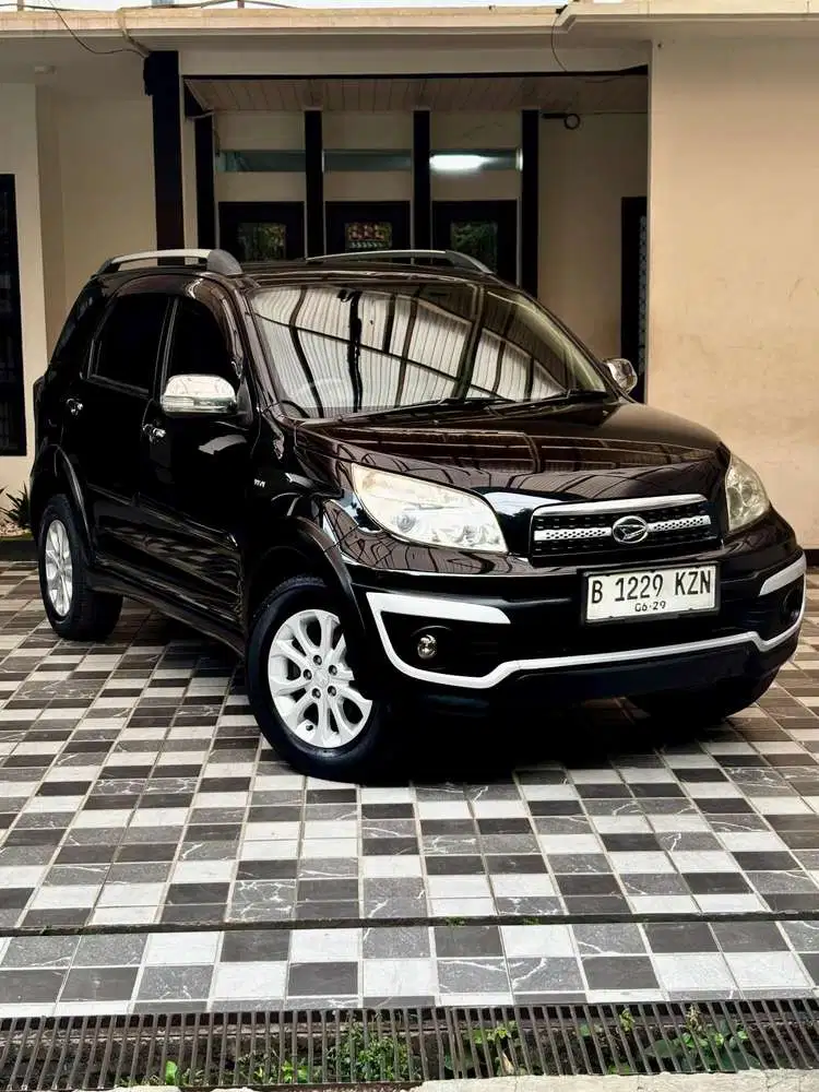 Daihatsu Terios TX Adventure AT Matic 2014 Tangan Pertama dari Baru 