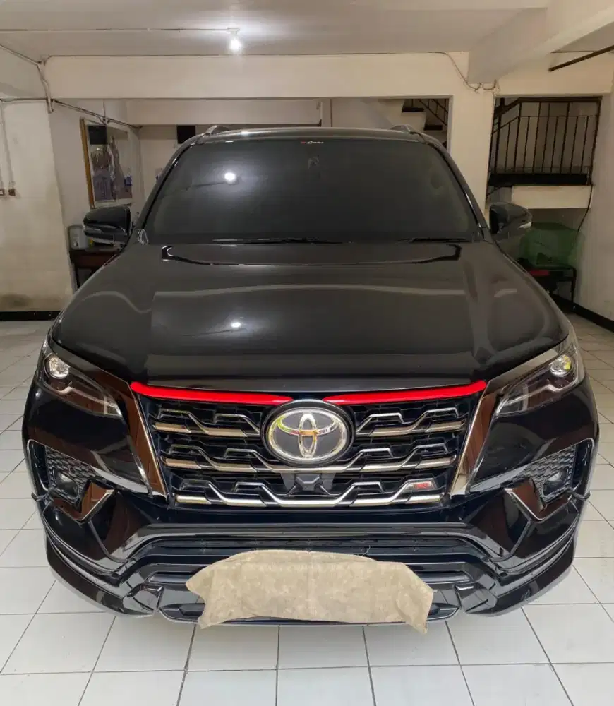 TOYOTA FORTUNER 2021 VRZ TRD Sportivo AT Diesel Tangan Pertama.
