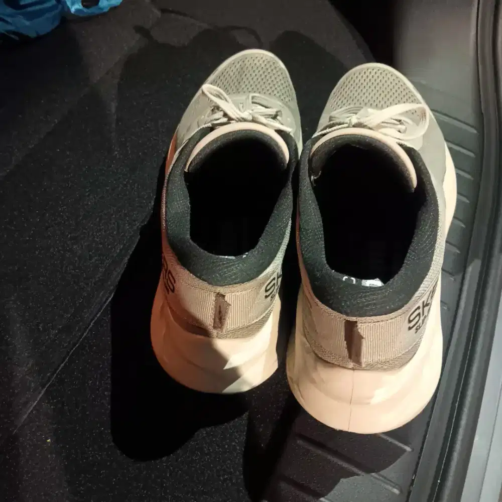 Jual cepat sepatu Runing