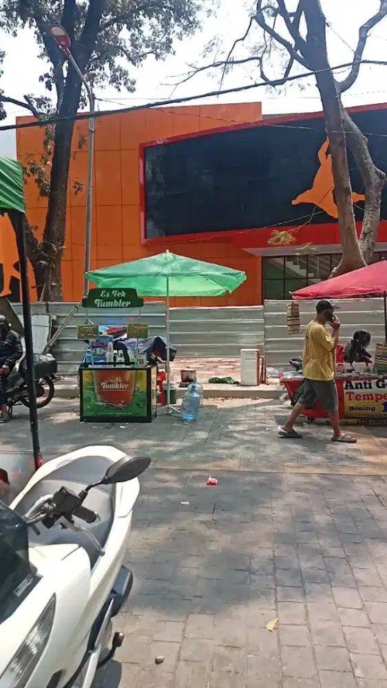 Dibutuhkan Karyawan Jaga Es Teh
