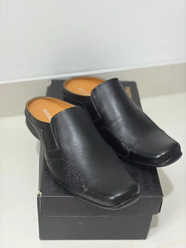 SEPATU PANTOFEL PRIA BARU
