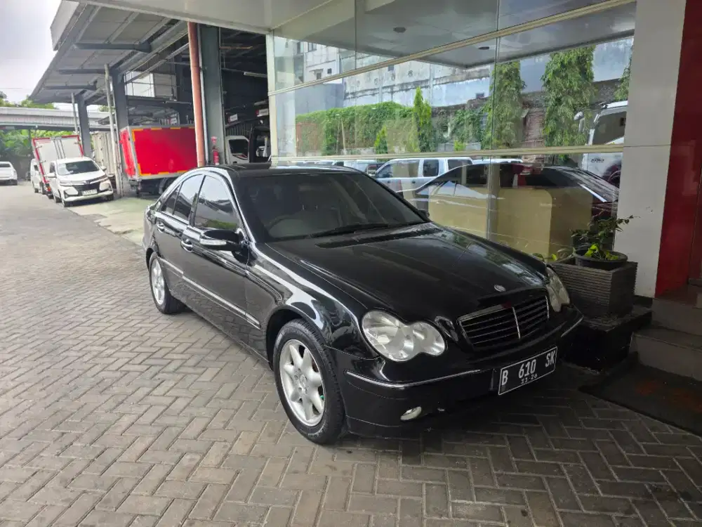 Mercy W203 C 240 AT Sunroof