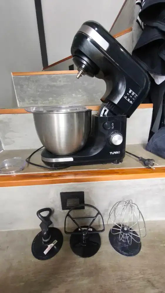 Stand Mixer Turbo Bekas