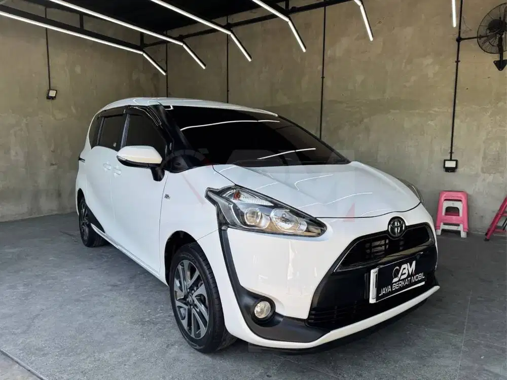 SIENTA 1.5 V CVT 2017