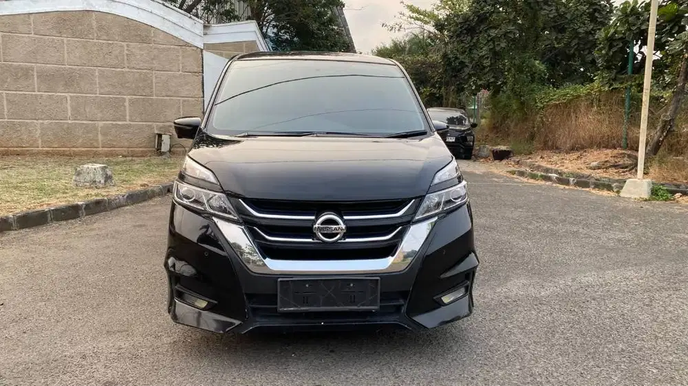 Nissan Serena 2023