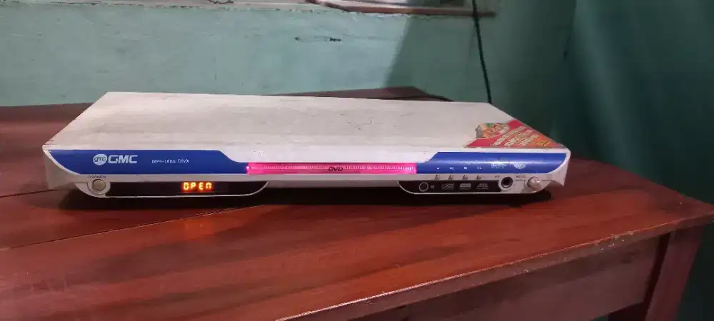 GMC DVD Player Bekas