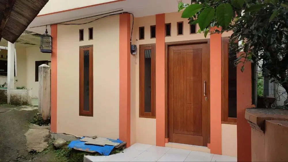 DIKONTRAKKAN RUMAH SIAP HUNI – LOKASI STRATEGIS