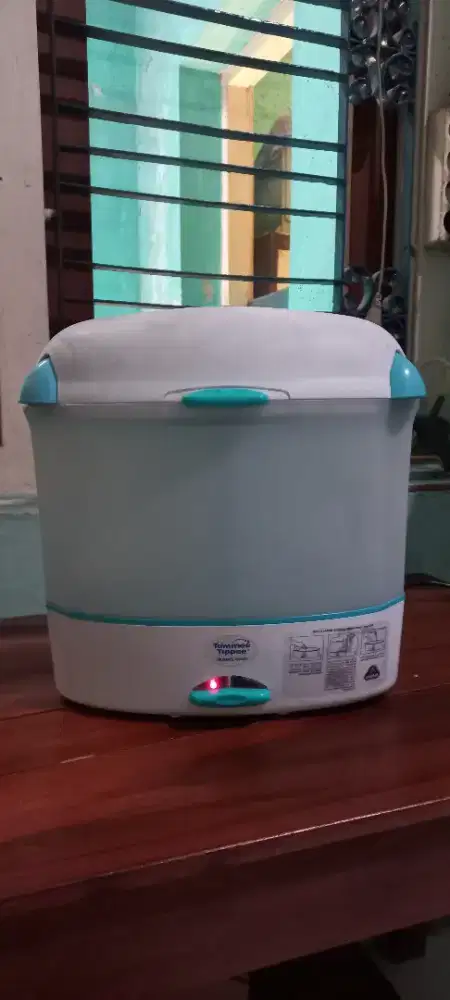 TOMMEE TIPPEE Electric Steam Sterilizer (Steril Dot)