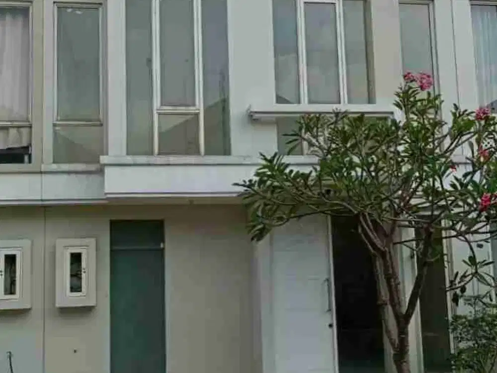 Disewakan Rumah 2 lantai Grand Pakuwon Surabaya Barat, 2 Kamar Kosongan dekat Manukan, Margomulyo, Sukomanunggal