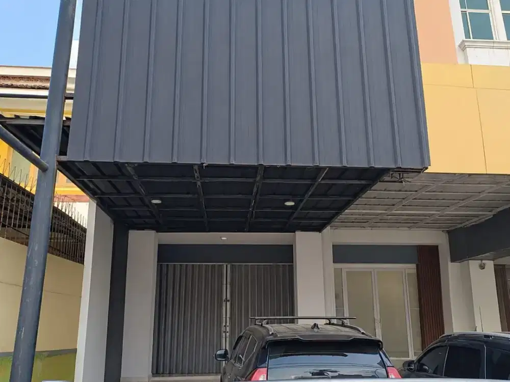 Disewakan ruko Sporadis pinggir jalan utama grand galaxy Bekasi baru renovasi