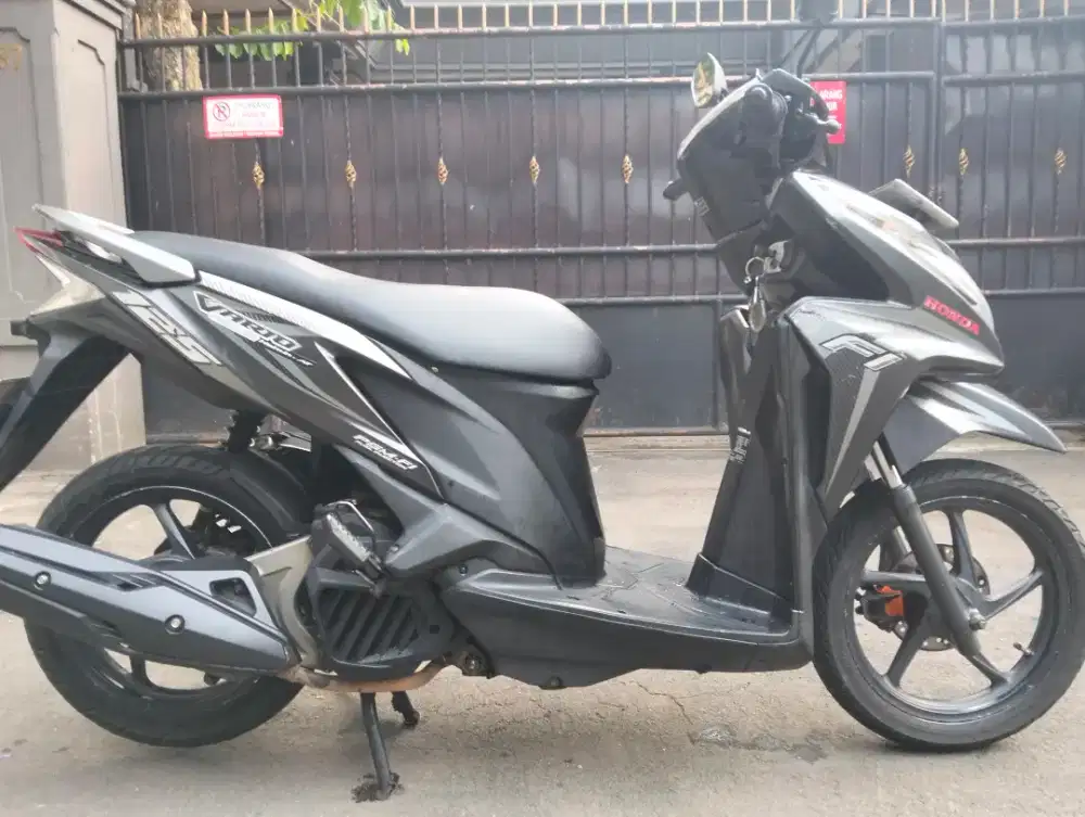 Honda Vario Fi 125 Kzr THN 2012 Mulus Siap Pakai Saja